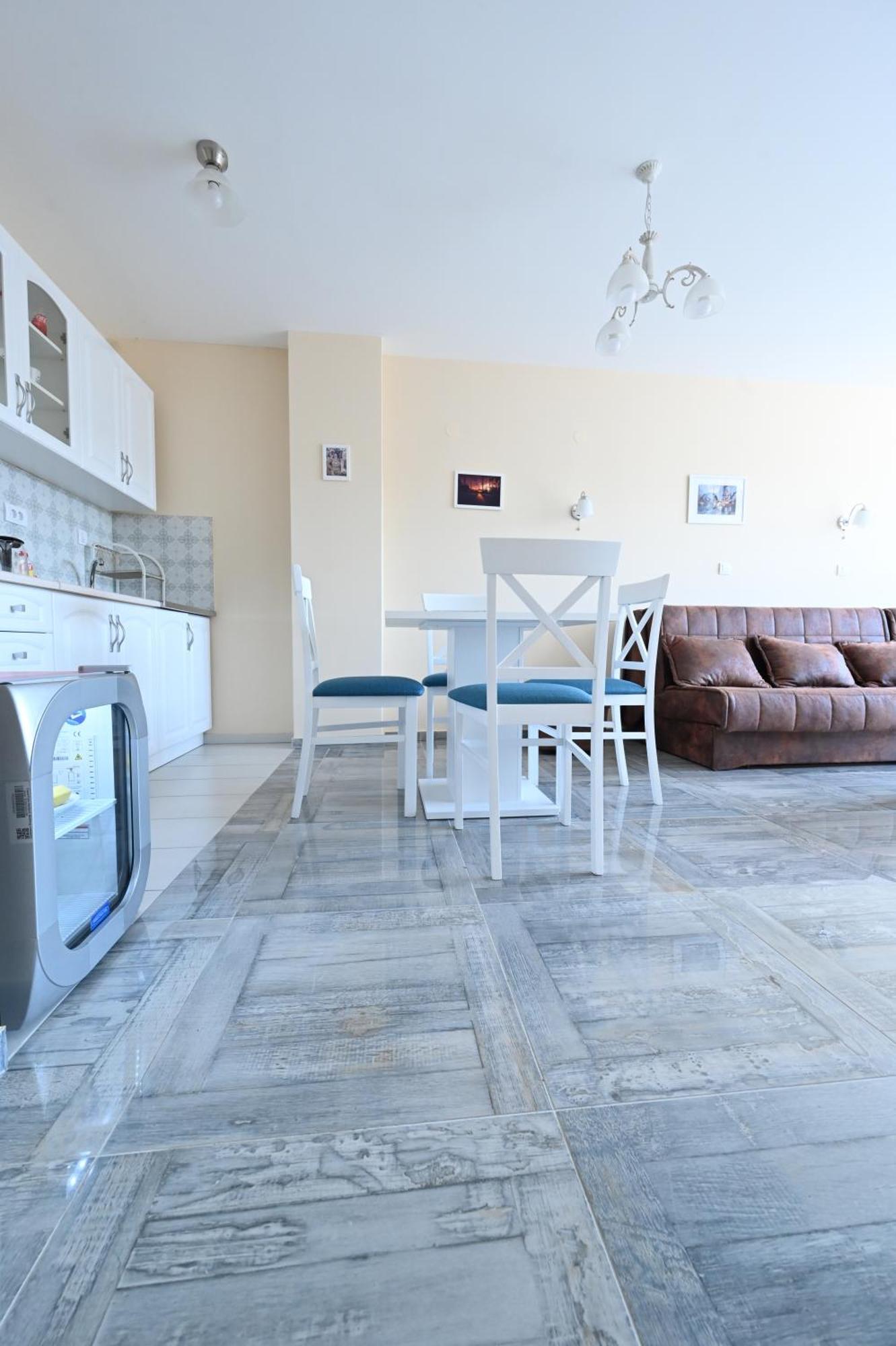 Smestaj Tea Sa Dva Bazena Vrnjačka Banja Exterior foto